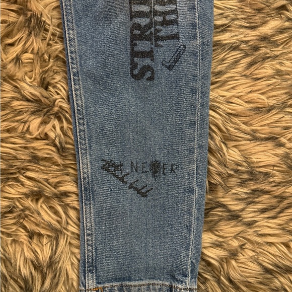 ZARA DISTRESSED JEANS SLIM STRAIGHT SZ 38 - Picture 3 of 8